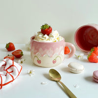 Strawberries - cozy cup